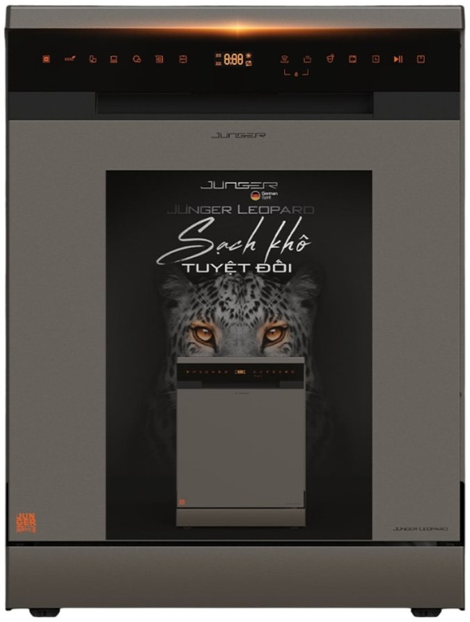 Junger Leopard DWJ-163-MS